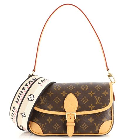 borsa lv donna taroccata immaginedivertente|Diane Satchel Monogram Canvas .